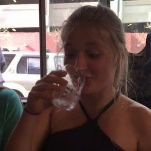 Meet your Posher, Mia